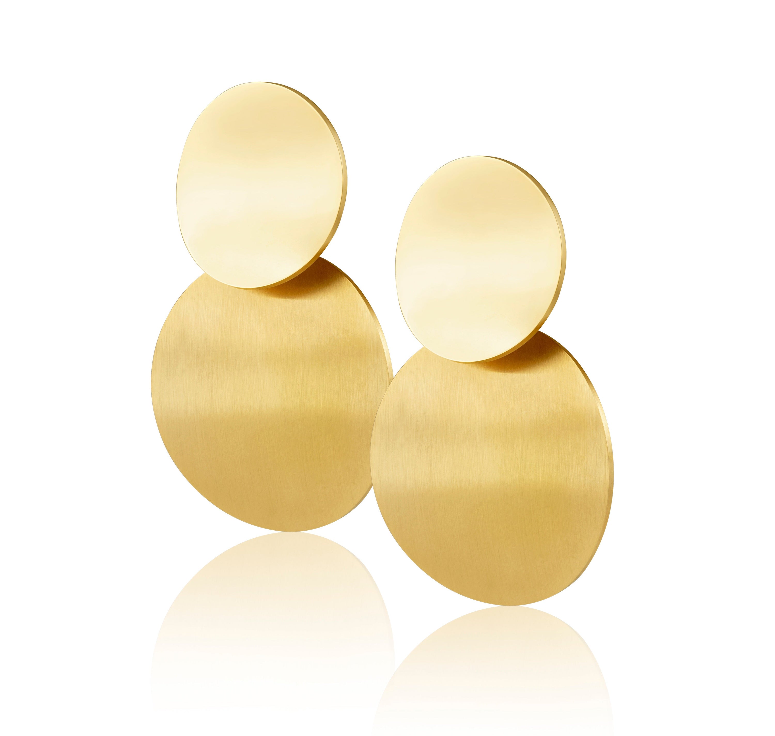 Elegant Leona Drop Earrings featuring a circular design, crafted from 18k gold plated sterling silver.