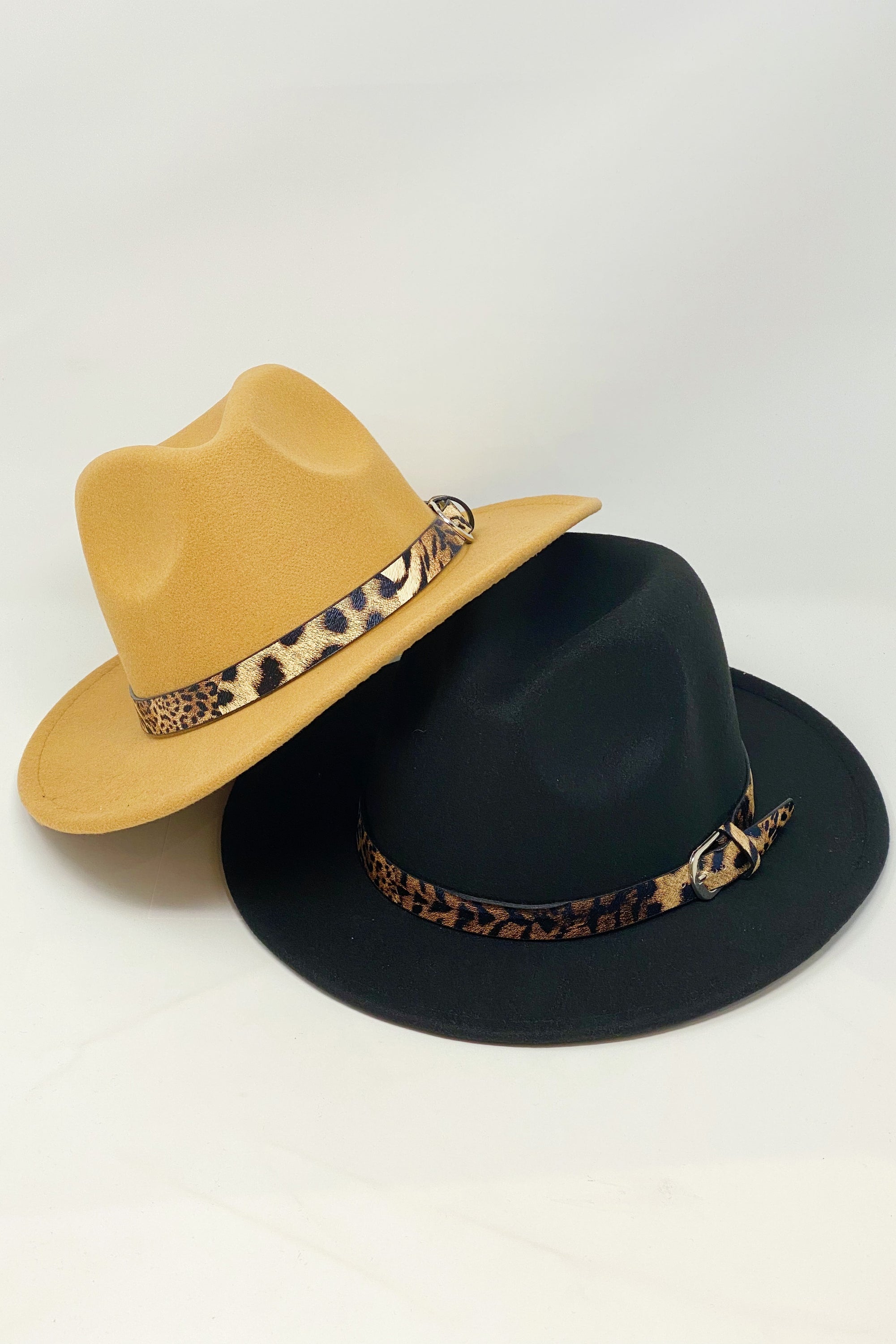 Leopard Band Fedora Hat with stylish leopard print belt, perfect for any occasion.