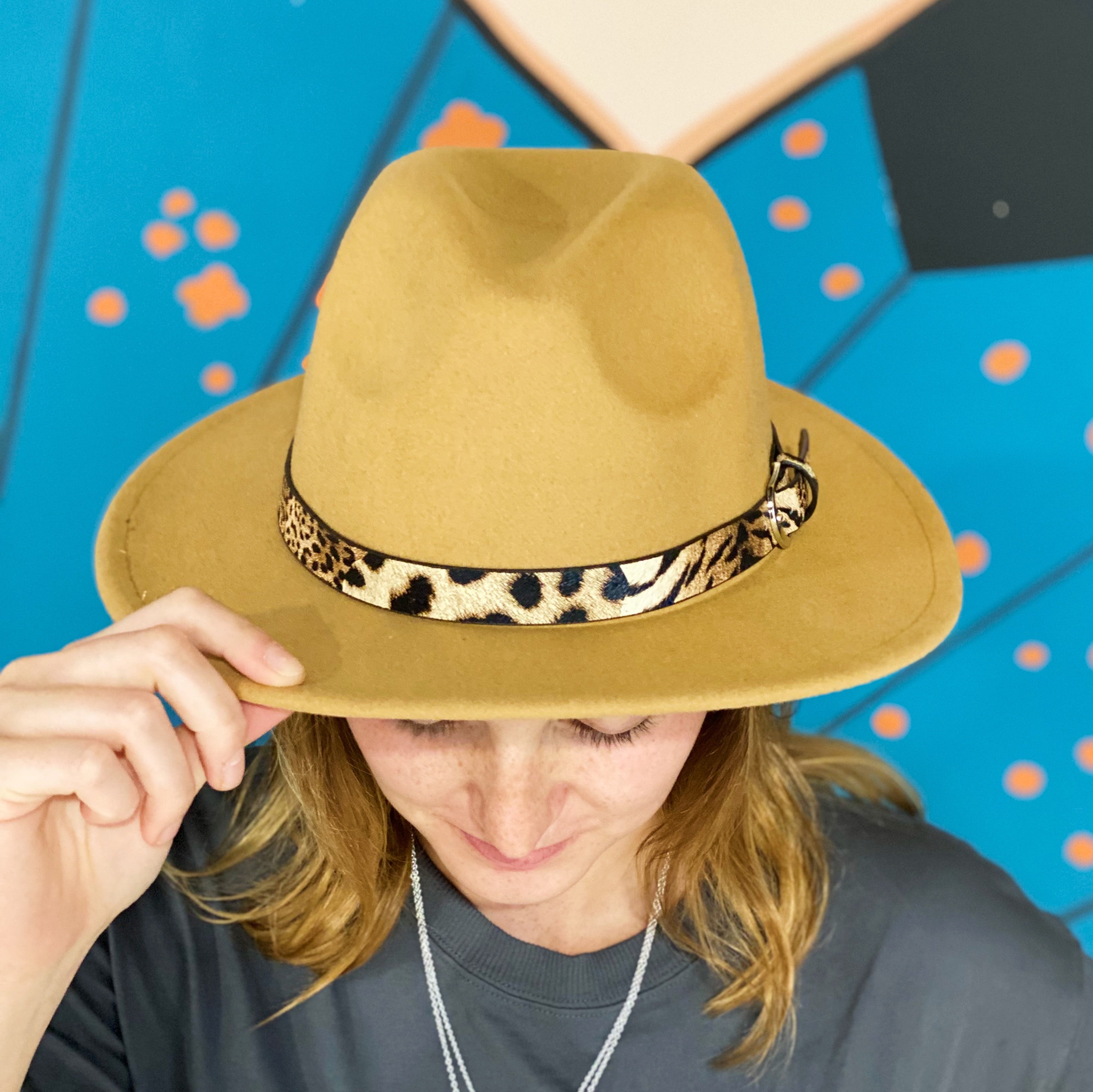 Leopard Band Fedora Hat with stylish leopard print belt, perfect for any occasion.