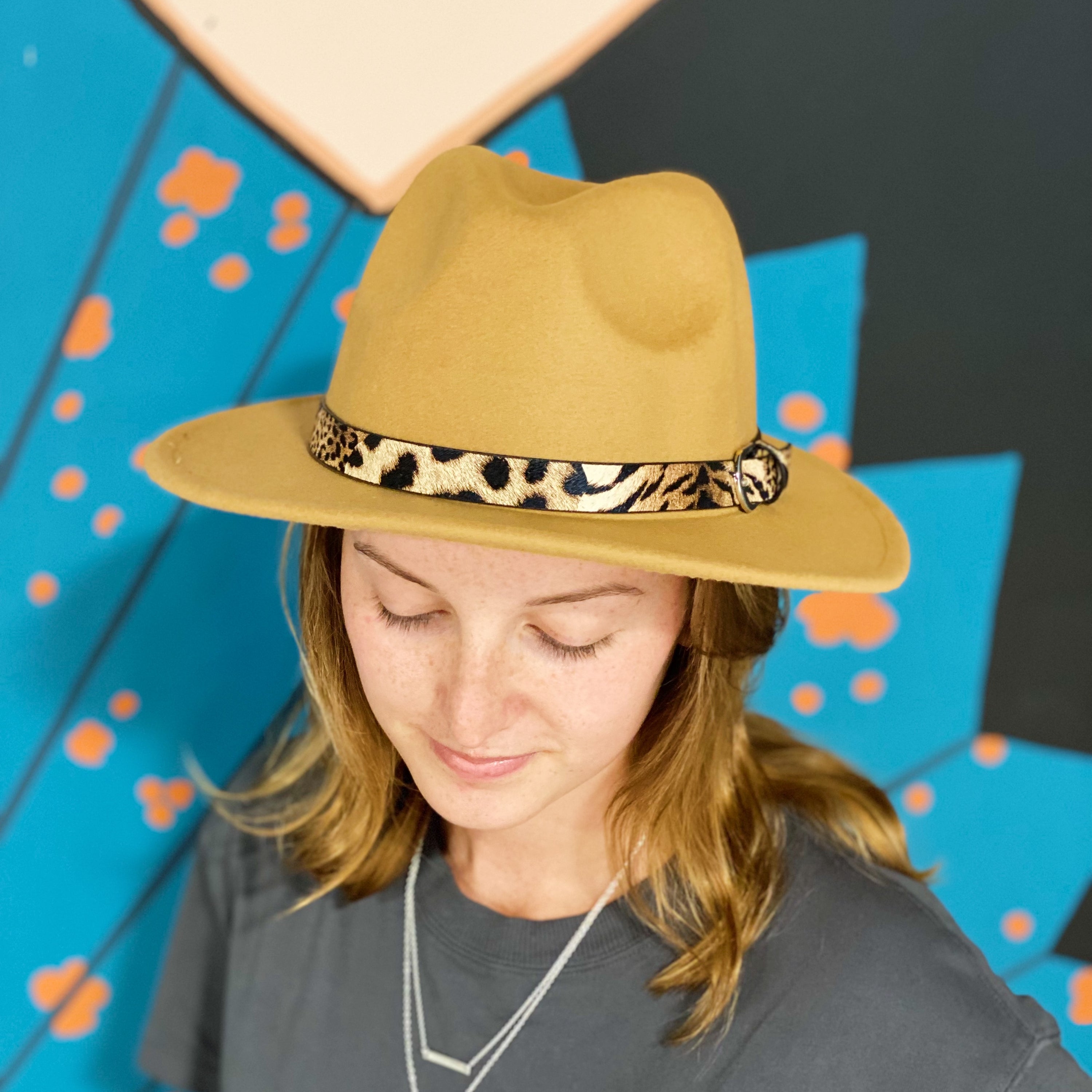 Leopard Band Fedora Hat with stylish leopard print belt, perfect for any occasion.