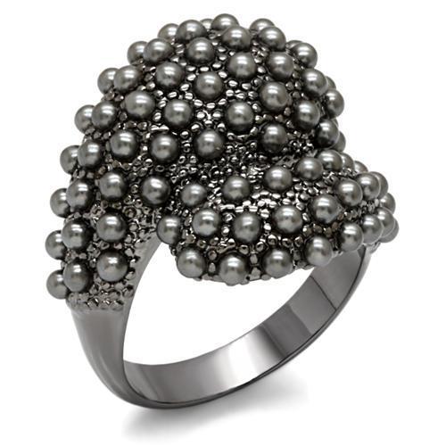 LO1622 TIN Cobalt Black Brass Ring featuring a synthetic jet pearl, showcasing its elegant design and modern finish.