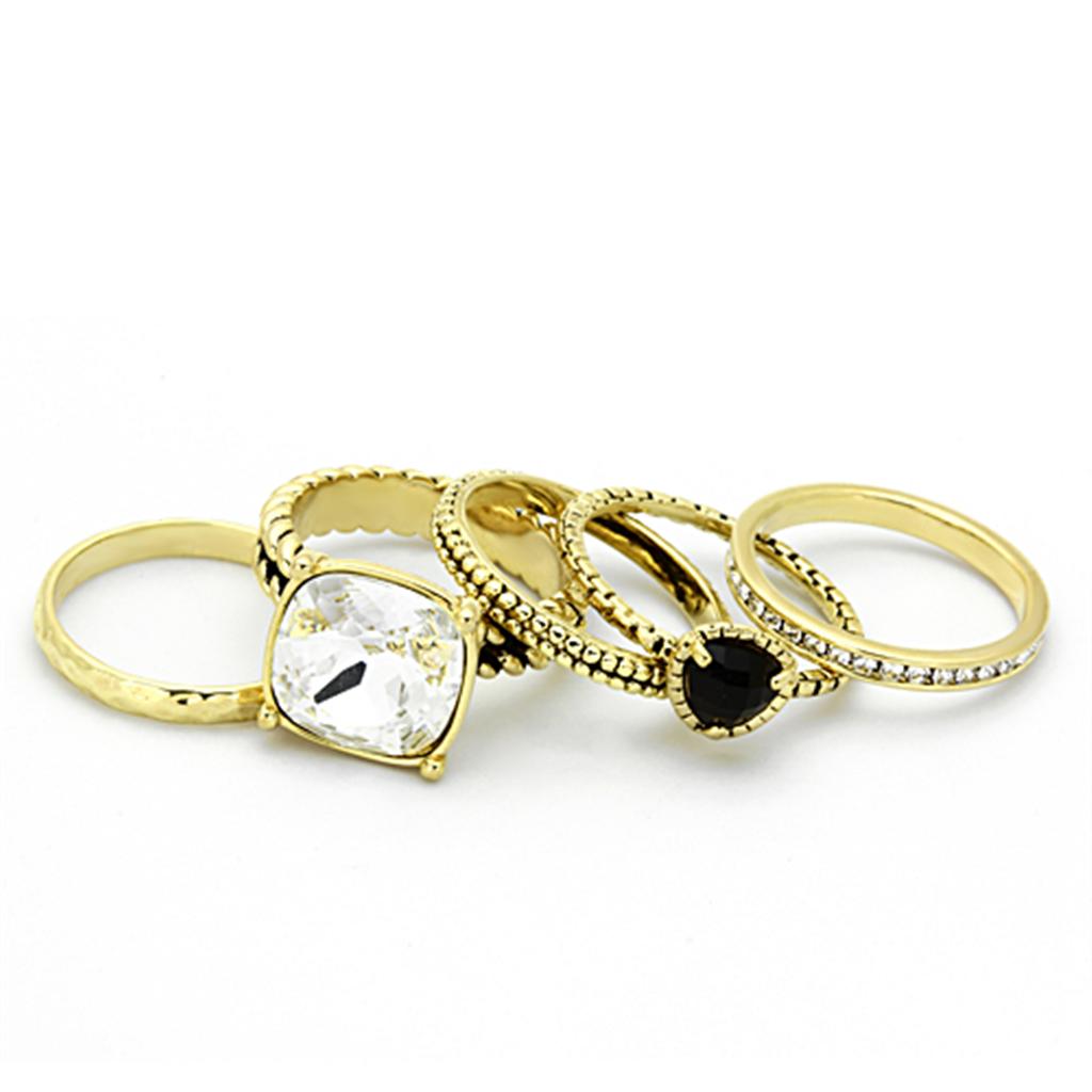 LO3059 Gold Brass Ring featuring a clear top grade crystal centerpiece, elegantly designed for sophistication.