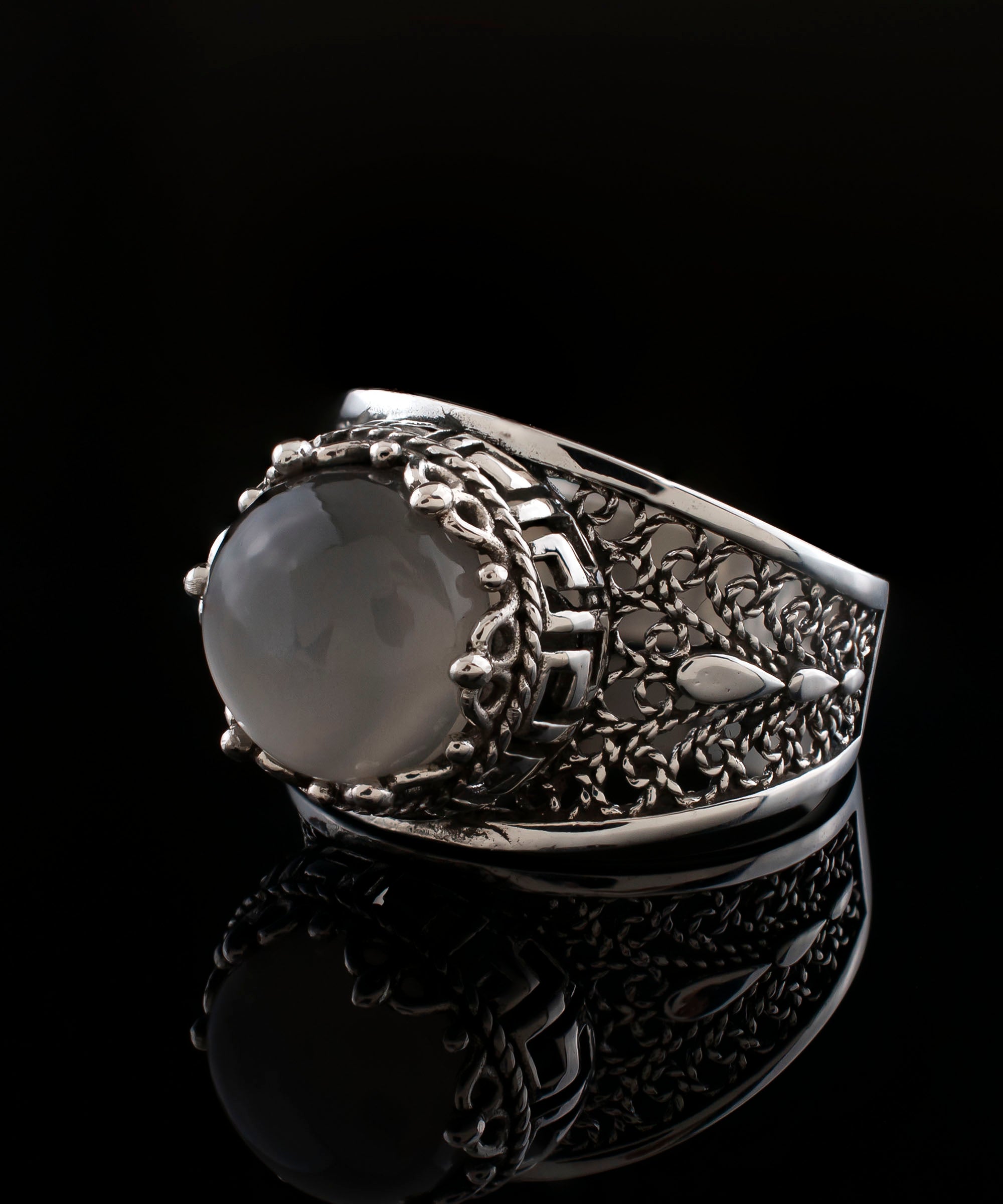 Elegant Meander Pattern Filigree Art Ring featuring a gray moonstone gemstone set in 925 sterling silver, perfect for women.