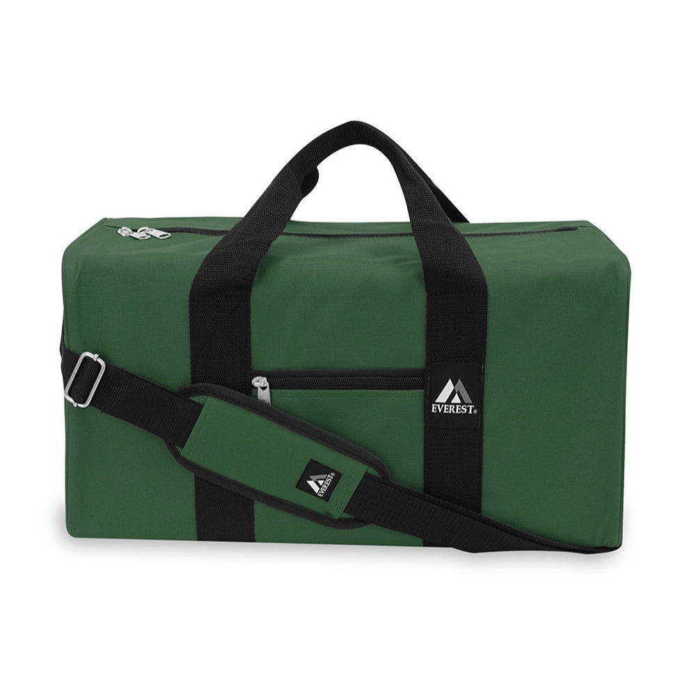 Medium Gear Duffel Bag in durable 600D polyester with multiple pockets and padded shoulder straps, ideal for travel and outdoor activities.