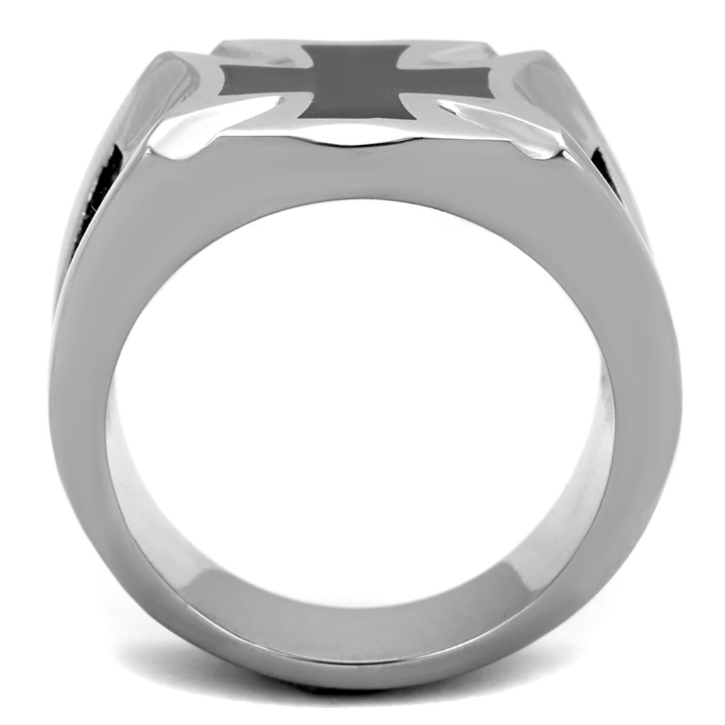 Men's stainless steel epoxy ring with high-polished finish in jet color, showcasing its sleek design and durability.