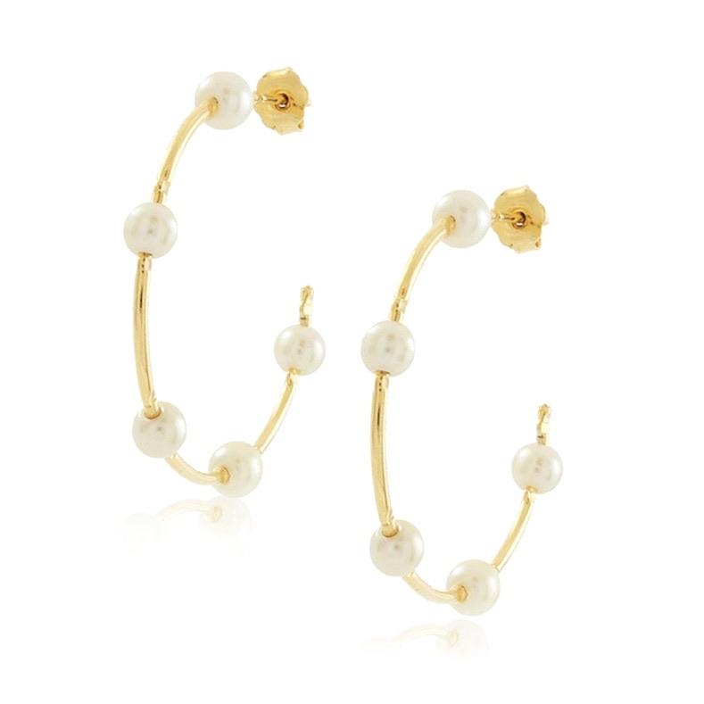 Molly Pearl Hoops featuring 18k gold-filled sterling silver with a classic pearl design, elegantly displayed.