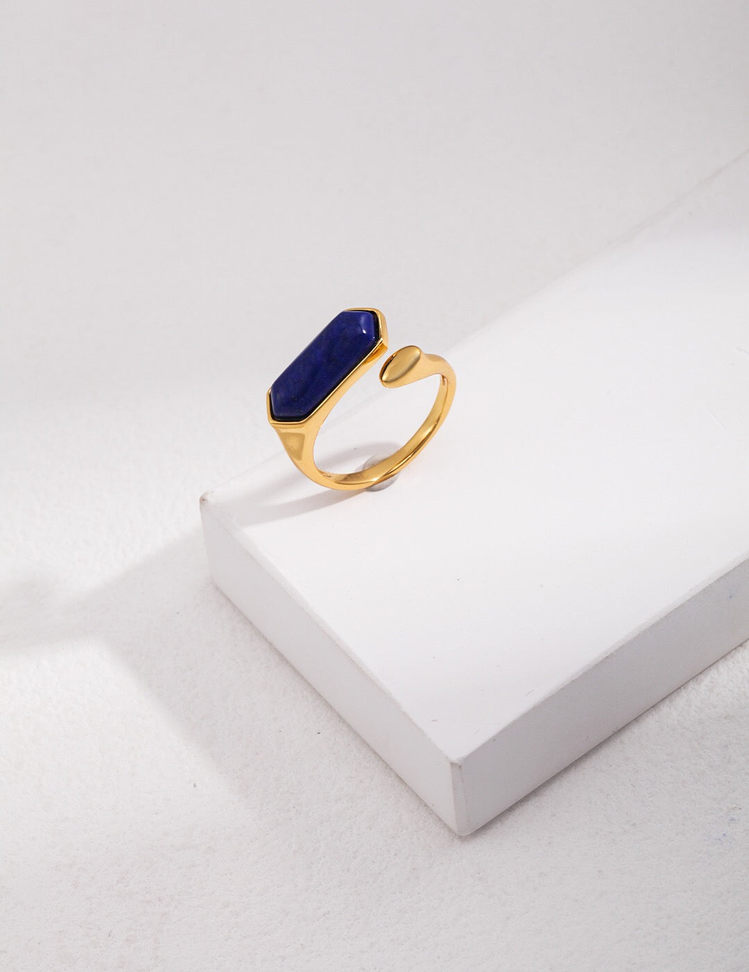 A handcrafted Natural Lapis Lazuli Ring featuring a deep blue lapis lazuli stone set in gold vermeil, showcasing its elegant design.