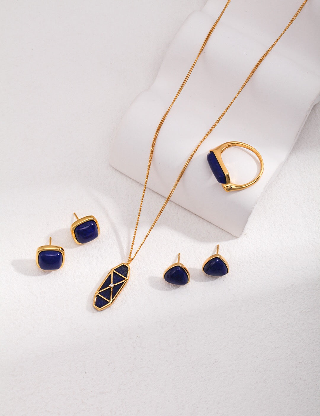 A handcrafted Natural Lapis Lazuli Ring featuring a deep blue lapis lazuli stone set in gold vermeil, showcasing its elegant design.