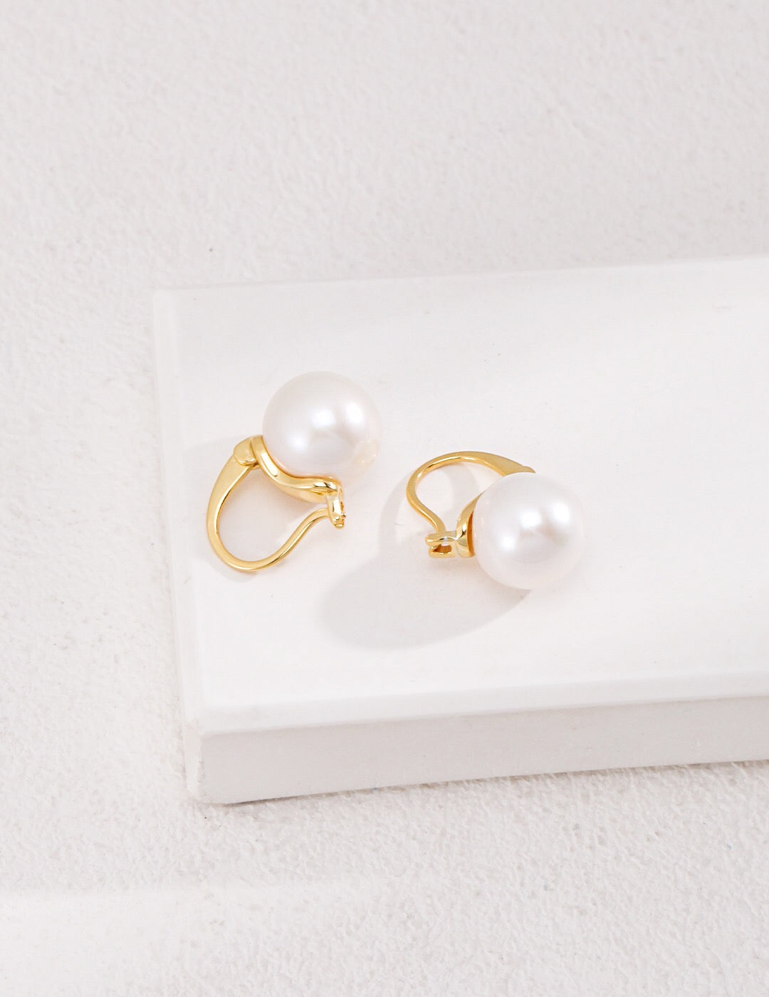 Elegant Natural Pearl Earrings featuring gold vermeil setting, handcrafted with natural pearls.