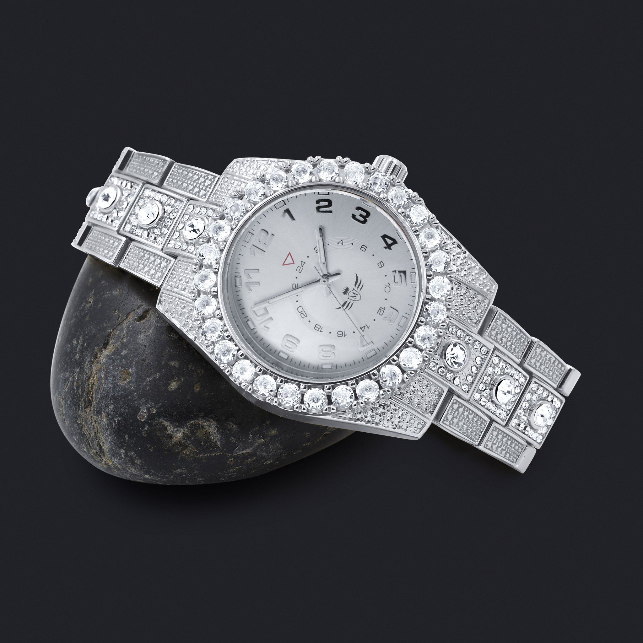 NIGHT SPARKLER Hip Hop Metal Watch featuring a stylish metal bracelet, bold indices, and a sparkling crystal bezel.