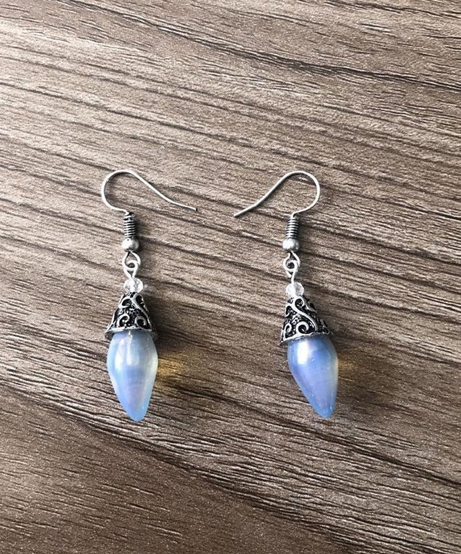 Elegant Opal Drop Earring in 18K White Gold Plated, showcasing Italian craftsmanship with a beautiful opal drop design.