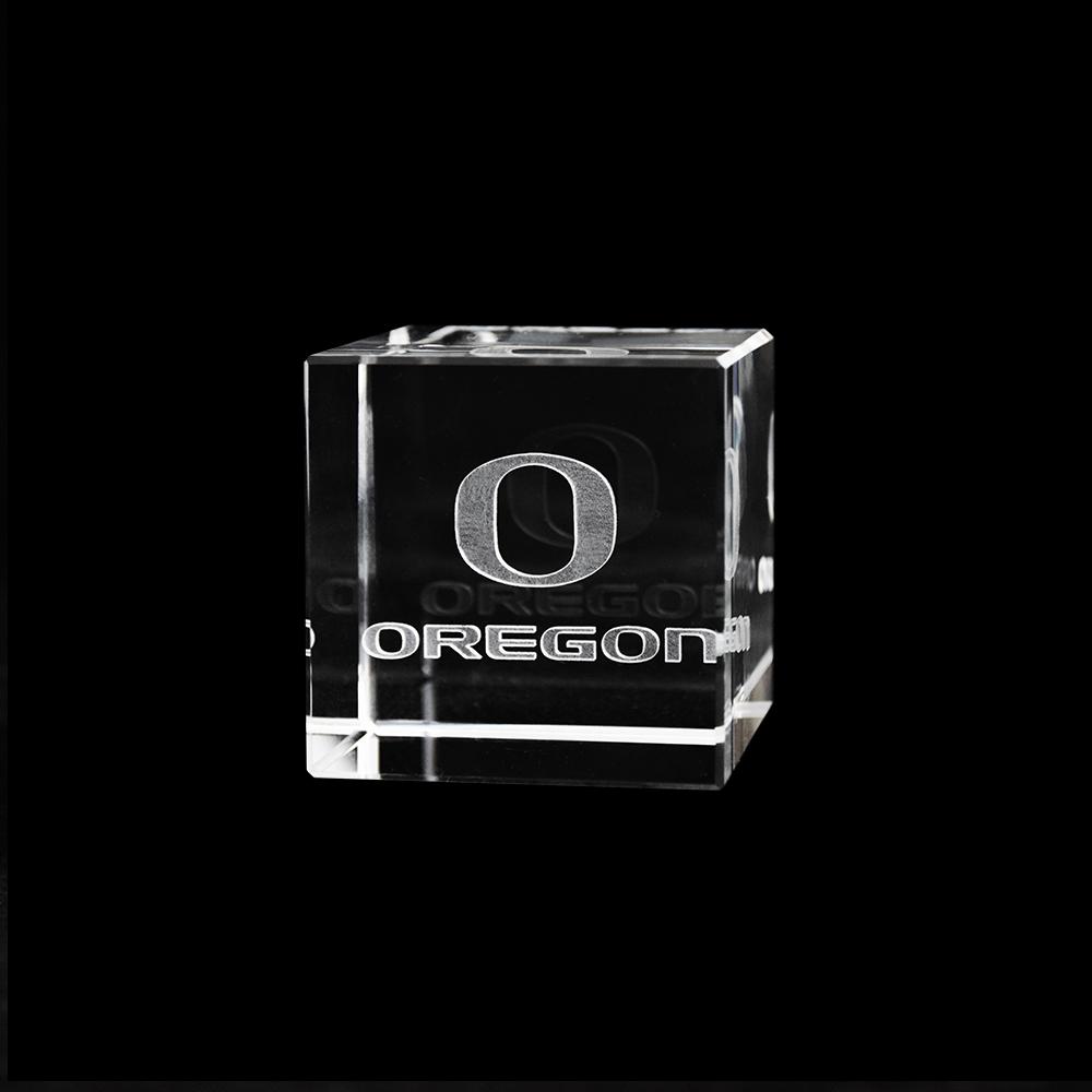 Oregon Ducks Crystal Cube showcasing the University logo in optical crystal.