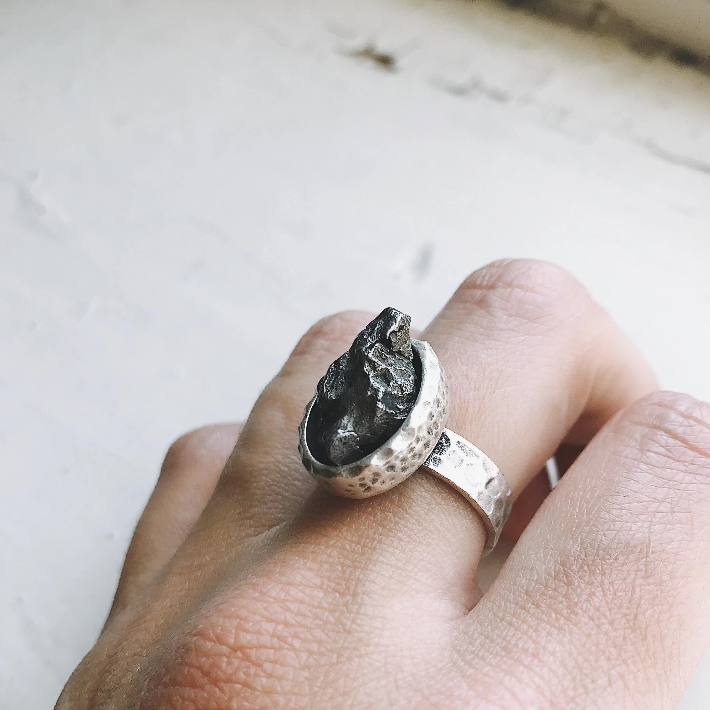 Oval Raw Meteorite Ring in Silver with a thick hammered bezel, showcasing a unique piece of authentic meteorite.