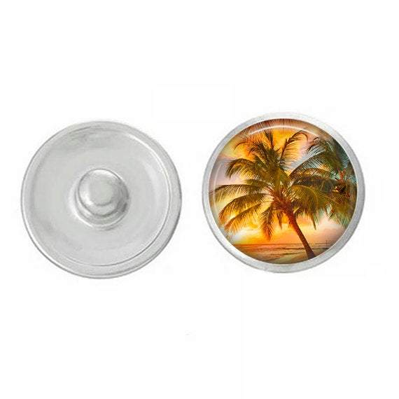 Palm Tree Sunset Beach Snap charm, featuring a vibrant sunset design with palm trees, perfect for interchangeable snap jewelry.