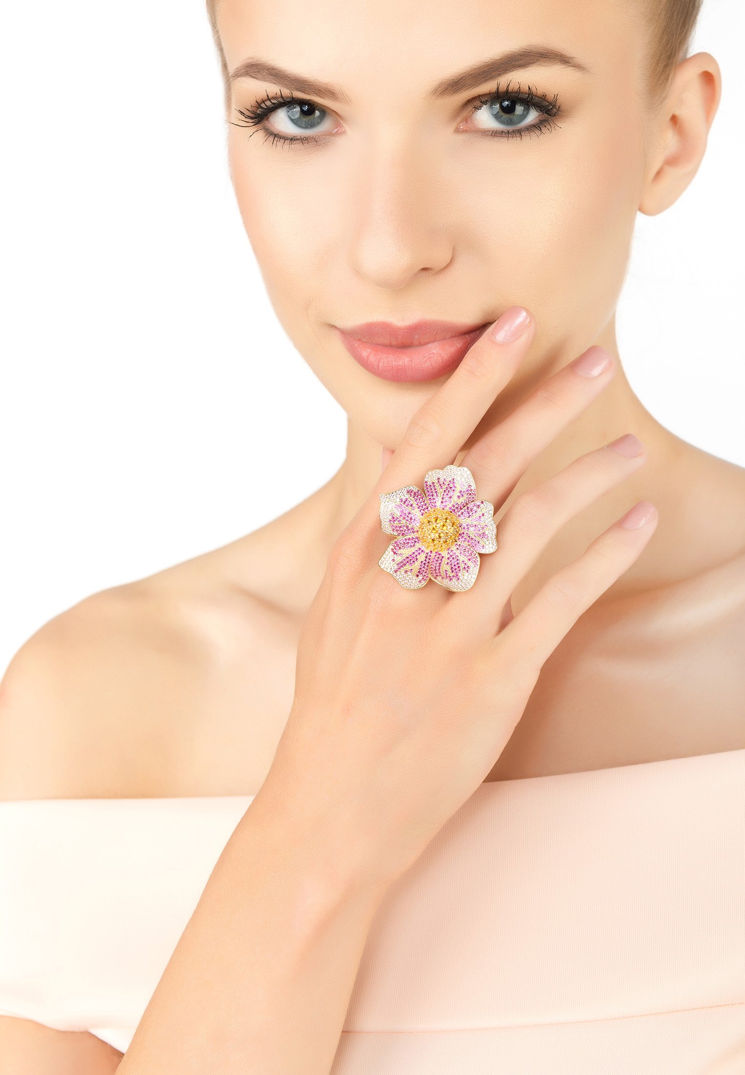 A stunning Pansy Flower Pink Ring Gold featuring vibrant pink petals and a yellow center, adorned with sparkling cubic zirconia.