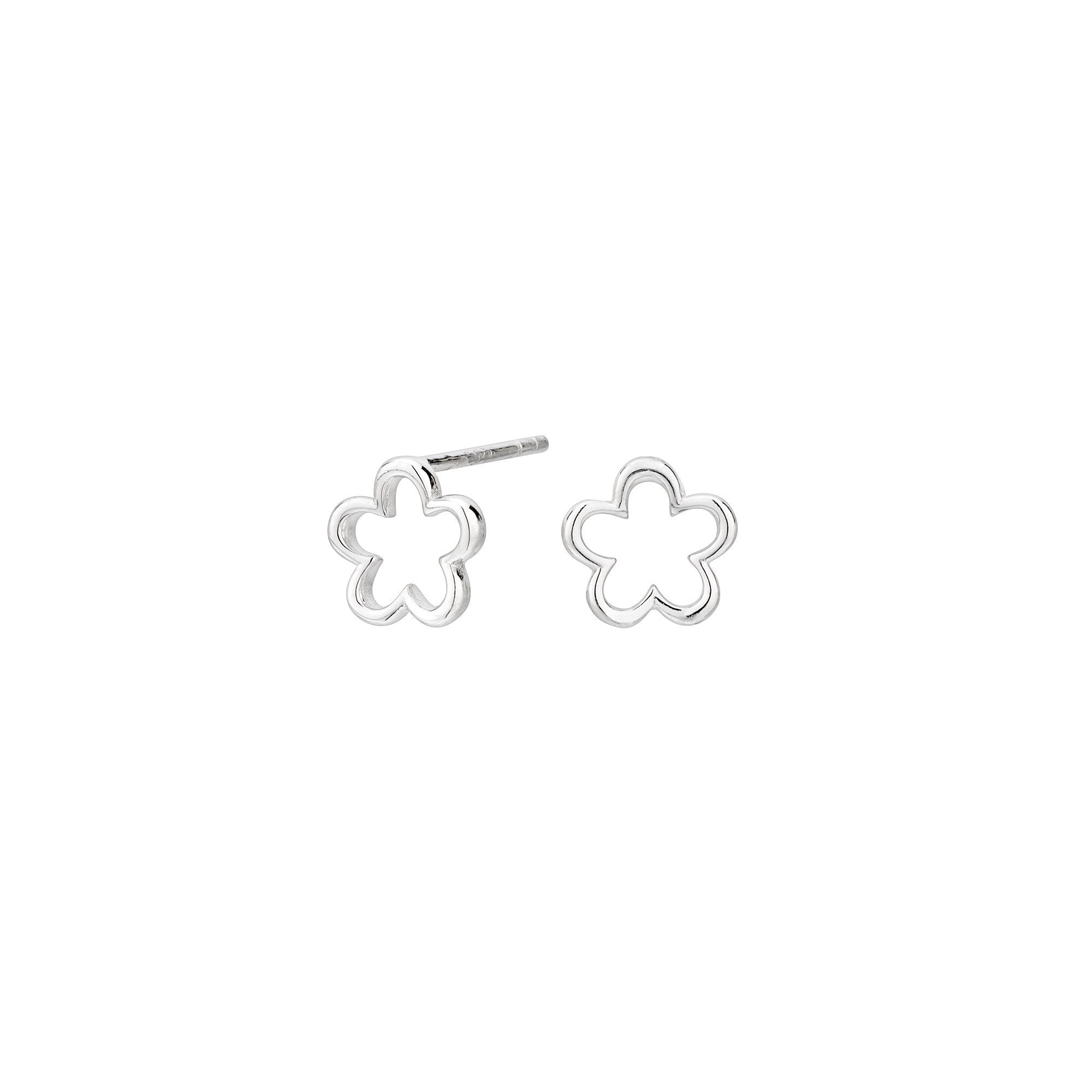 Pendientes Flor Plata con diseño floral elegante y delicado, fabricados en plata de alta calidad.