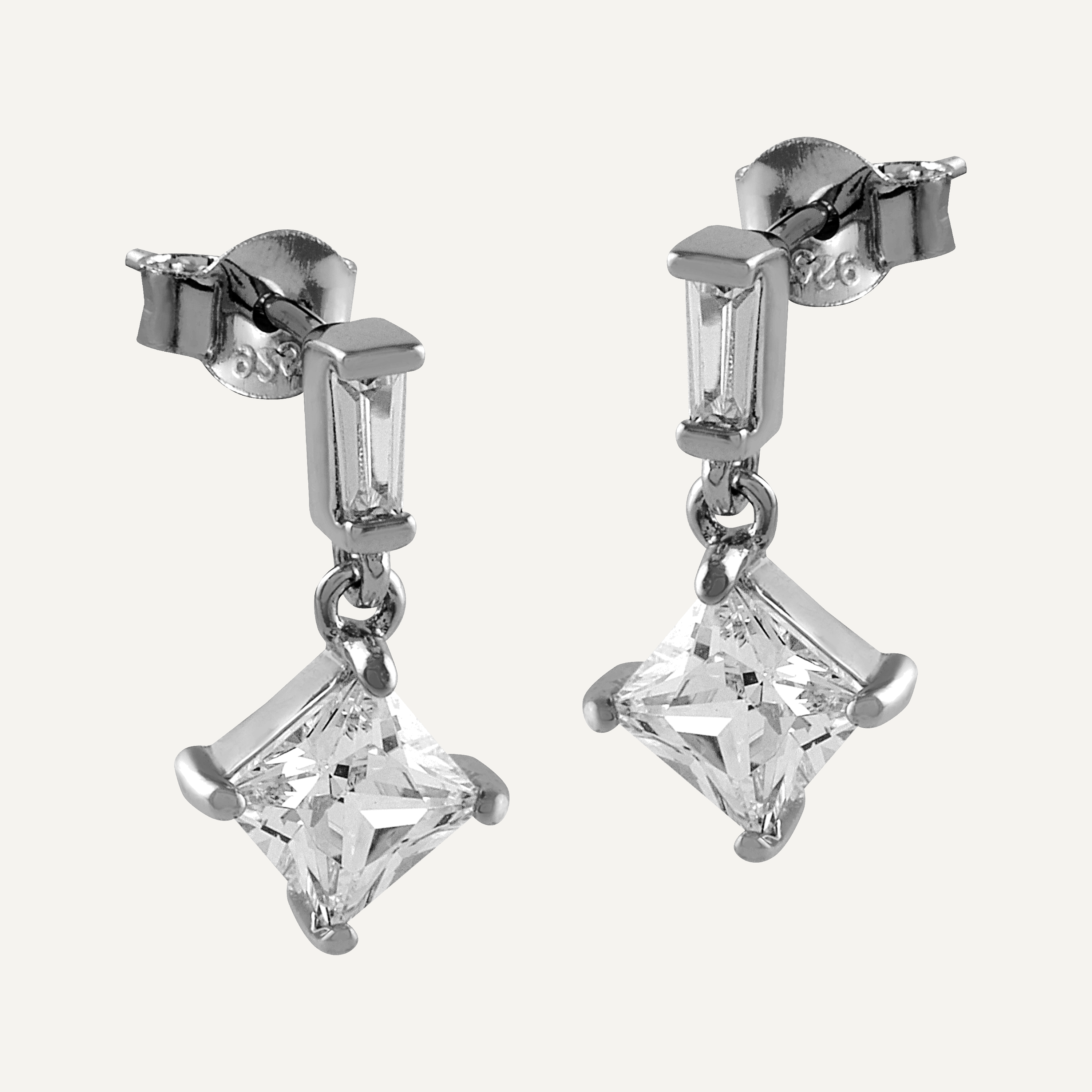 Pendientes de plata con colgante rombo de circonita blanca, brillantes y elegantes, perfectos para cualquier ocasión.