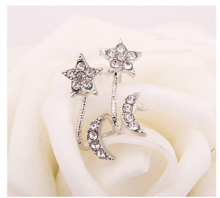 Rhinestone Moon and Star Ear Clip featuring sparkling rhinestones on an alloy base, showcasing a celestial design.