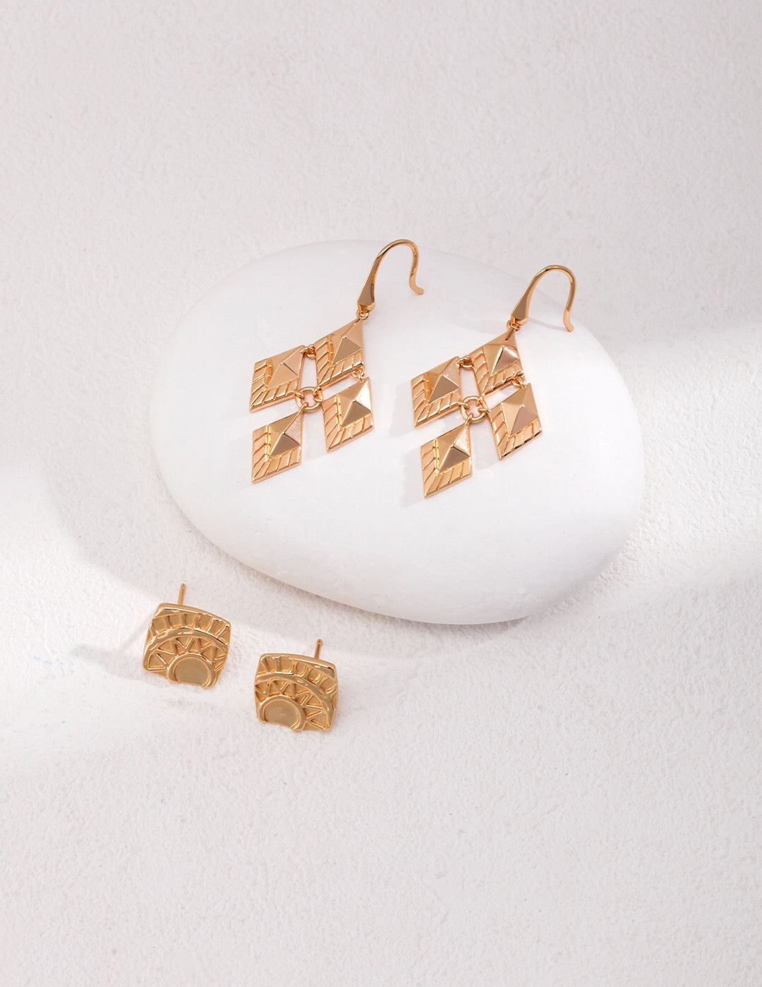 Elegant Rhombus Design Drop Earrings in gold vermeil, showcasing a modern and stylish look.