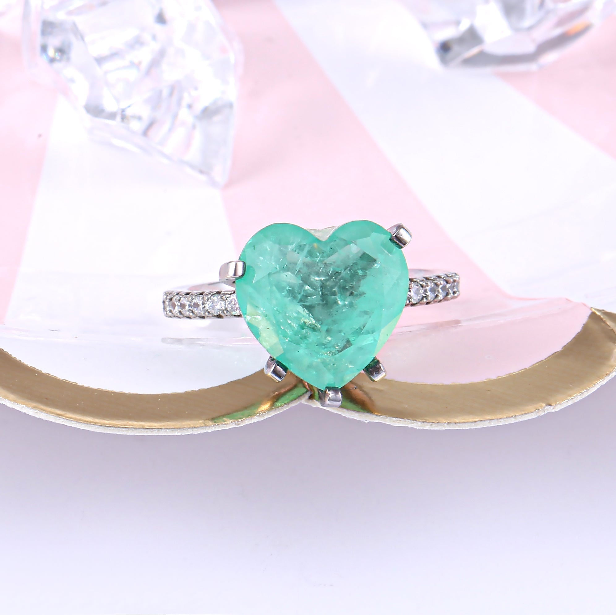 Romance Sweet Heart Ocean Blue Ring featuring a vibrant paraiba stone set in 925 sterling silver with white gold plating.