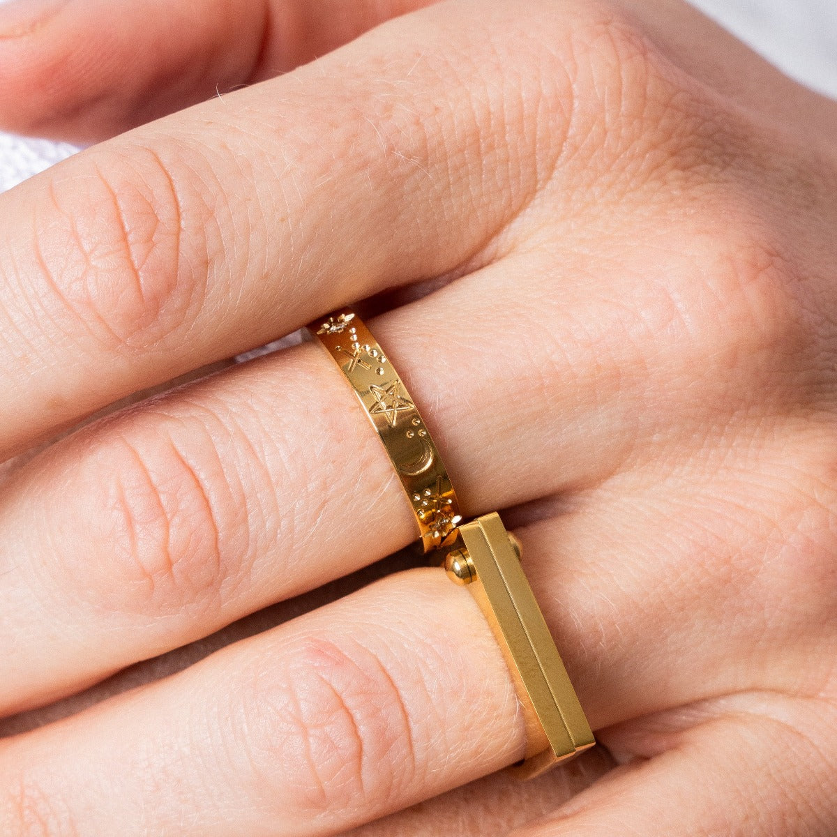 Roula Ineos Stone Ring featuring 18K gold plating on premium stainless steel, showcasing its elegant design.