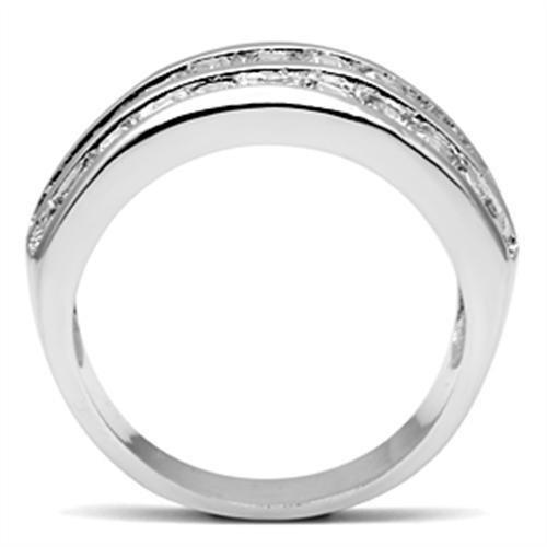 SS022 Silver 925 Sterling Silver Ring featuring a clear AAA Grade CZ stone, showcasing its elegant design and shiny finish.