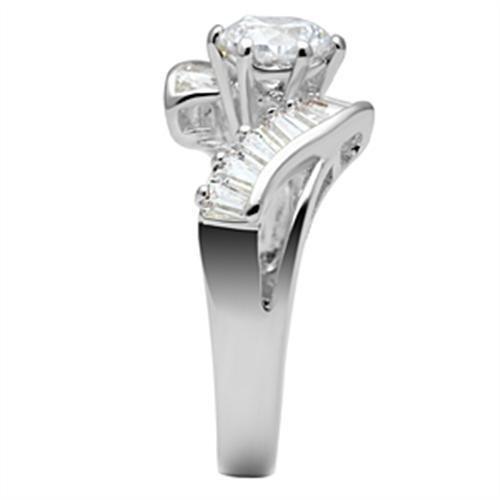 SS043 Silver 925 Sterling Silver Ring featuring a clear AAA Grade CZ stone, showcasing its elegant design and high-quality craftsmanship.