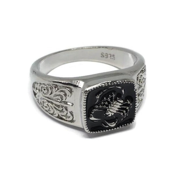 A stylish Scorpion Paisley Band Ring made of sterling silver plated steel alloy, featuring an intricate paisley design suitable for unisex wear.