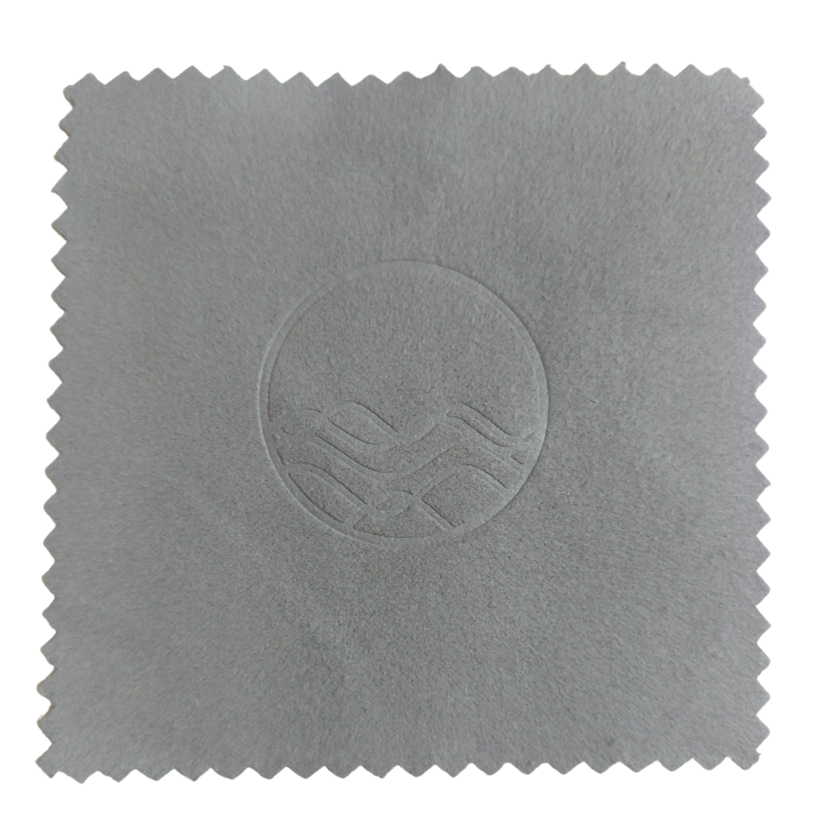 A silver polishing cloth designed for jewelry care, featuring a compact 8cm x 8cm size, ideal for removing tarnish from silver pieces.