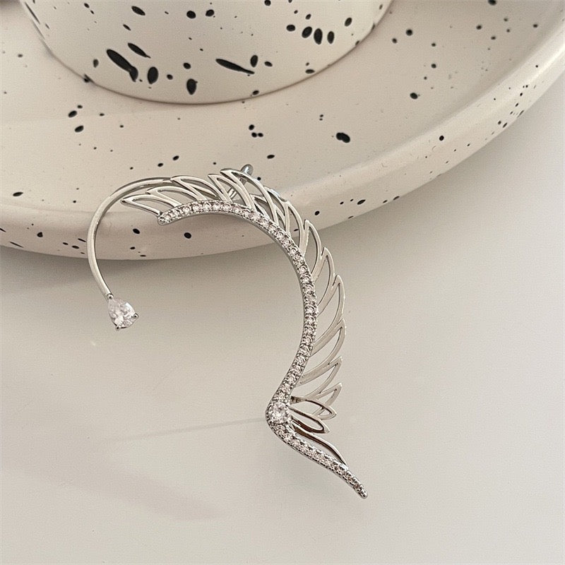 Single Shining Feathers Ear Stud and Ear-Hook featuring alloy and rhinestones, showcasing an elegant feather design.