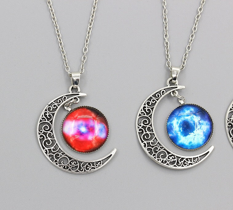 A stylish Space Moon Chain Necklace made of alloy, featuring a moon-shaped pendant and a 48cm chain.