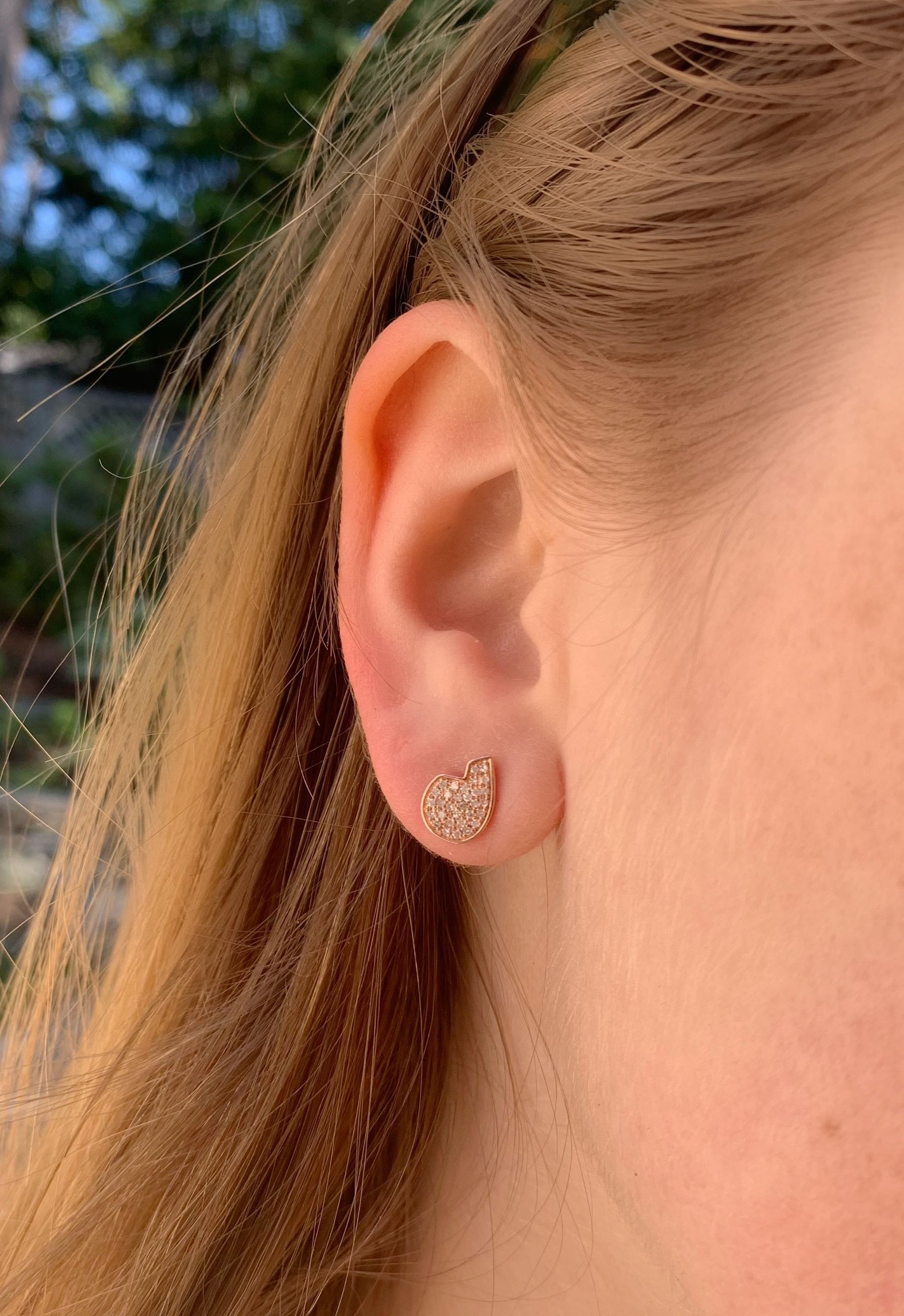 Elegant Street Cycle Open Teardrop Diamond Stud Earrings in 14K Rose Gold, featuring natural diamonds and a delicate design.