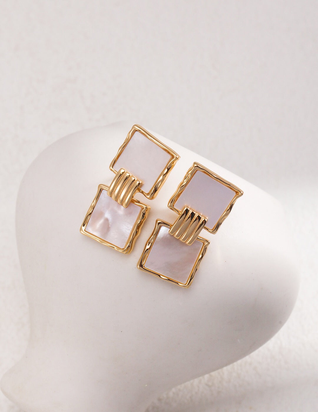 Stylish Square Shell Pendant Dangle Earrings featuring gold vermeil and shell materials, elegantly designed for a luxurious look.