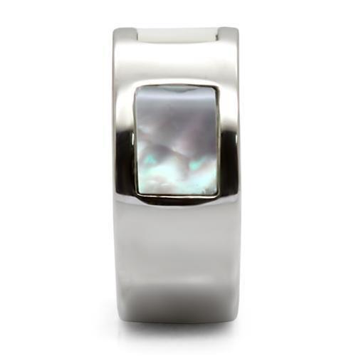 TK043 High Polished Stainless Steel Ring featuring a white Conch precious stone, showcasing its elegant design and high-quality finish.