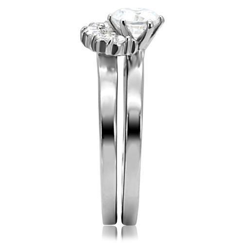 TK105 High Polished Stainless Steel Ring featuring AAA Grade clear CZ stone, showcasing its elegant design and shiny finish.