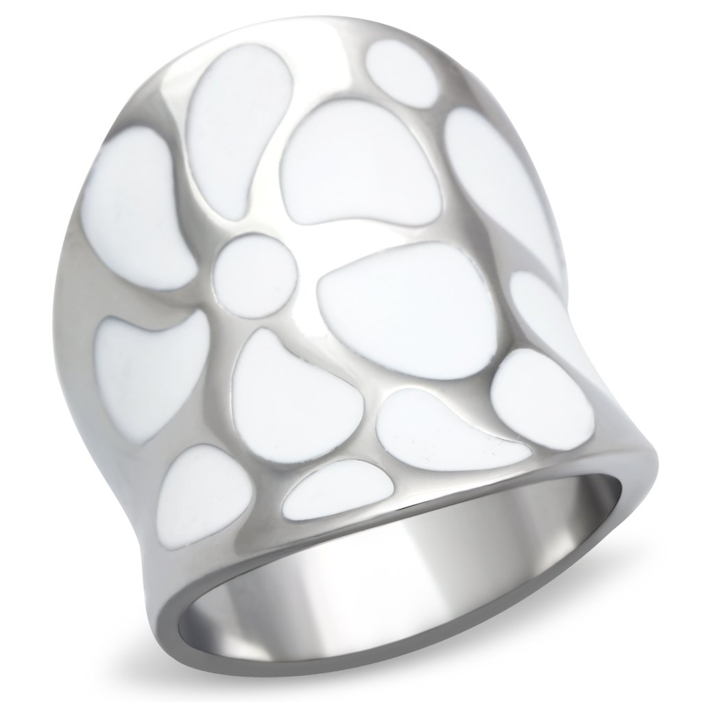 TK224 High Polished Stainless Steel Ring with a sleek design and no stone, showcasing its shiny finish.