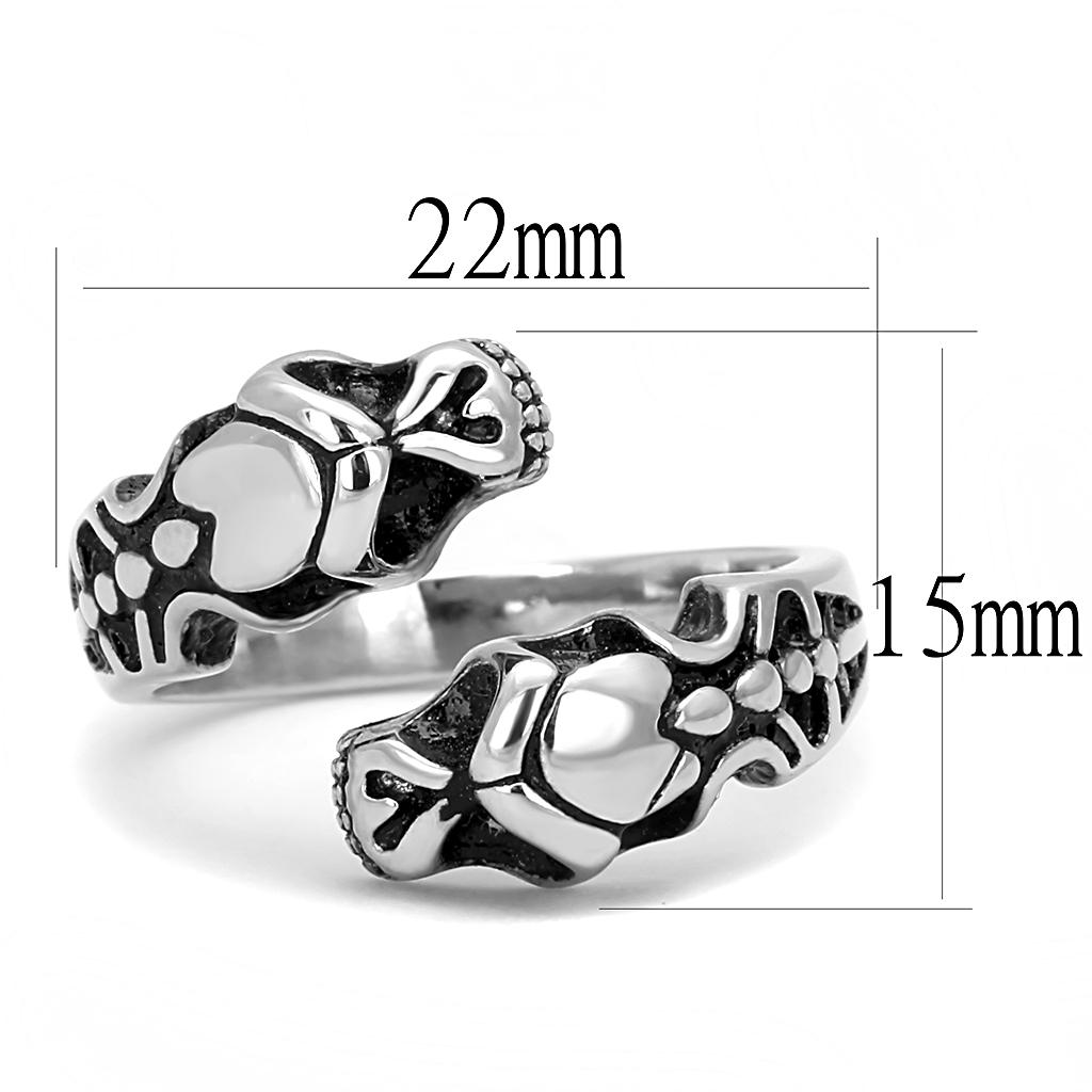 TK3276 High Polished Stainless Steel Ring featuring a jet black epoxy center stone, showcasing its elegant design and shiny finish.