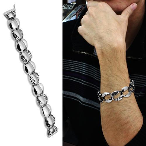 TK565 High Polished Stainless Steel Bracelet showcasing its sleek design and shiny finish.