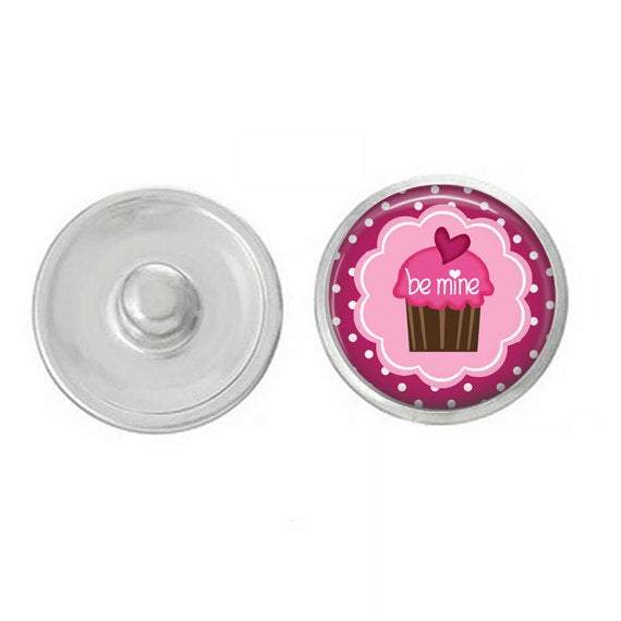 Studio66 LLC Be Mine Cupcake Handpressed Snap featuring a colorful cupcake design, perfect for Valentine's Day.