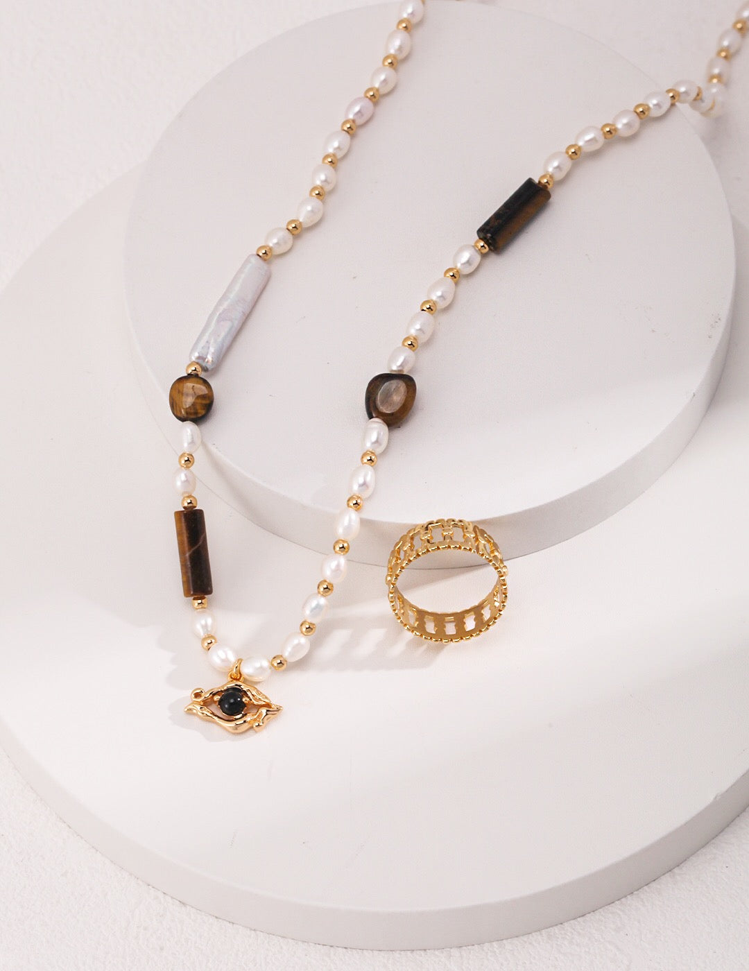 Vintage Gold Pearl Tiger Eye Beaded Necklace featuring freshwater pearls and gold vermeil, elegantly designed with adjustable chain.