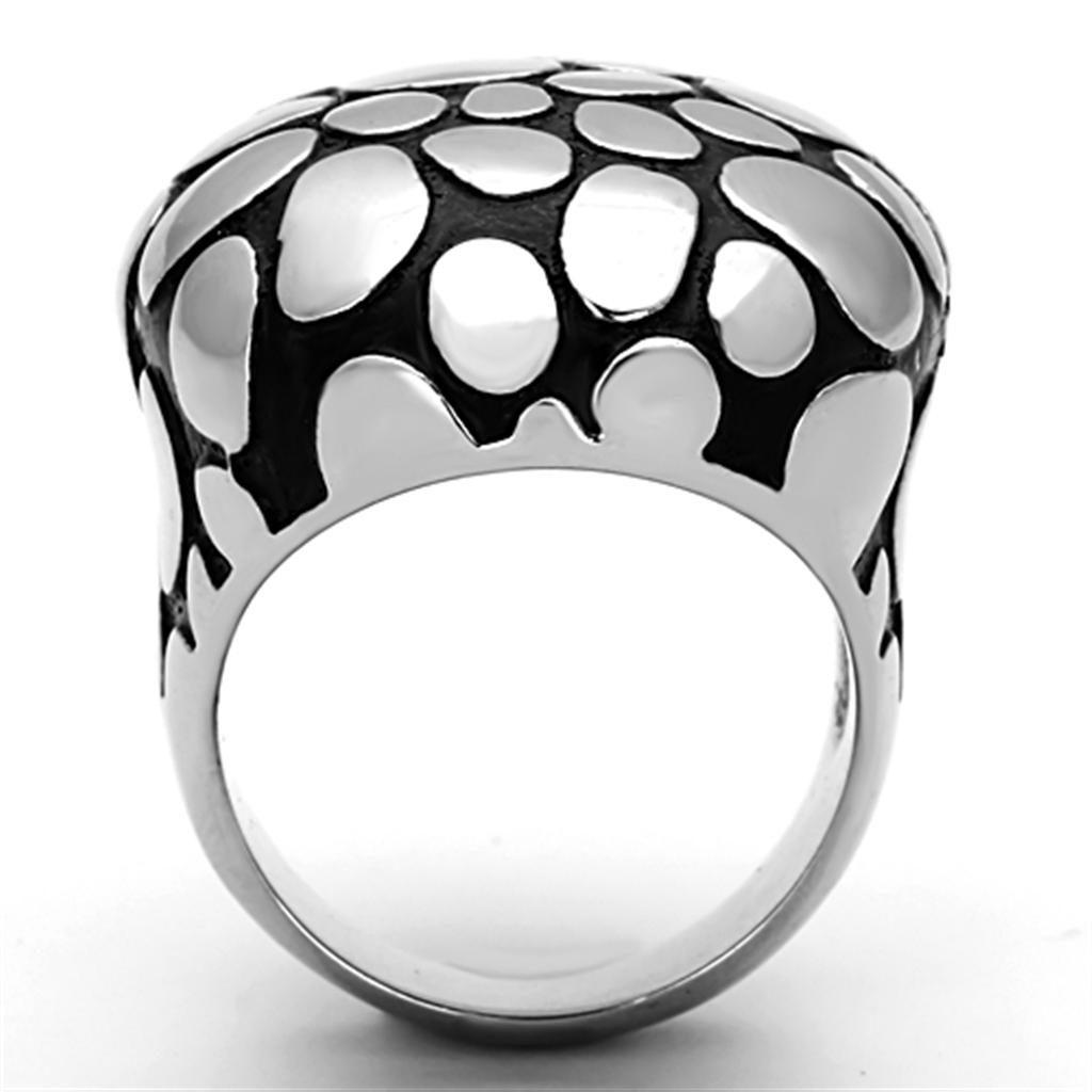 Women Stainless Steel Epoxy Ring TK1208 featuring a high-polished finish and jet epoxy inlay, showcasing elegance and durability.