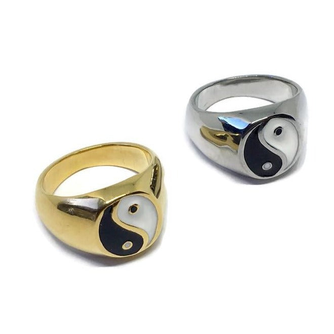 Yin Yang Steel Signet Ring made of stainless steel, featuring a unique design symbolizing balance and harmony, available in various sizes and colors.