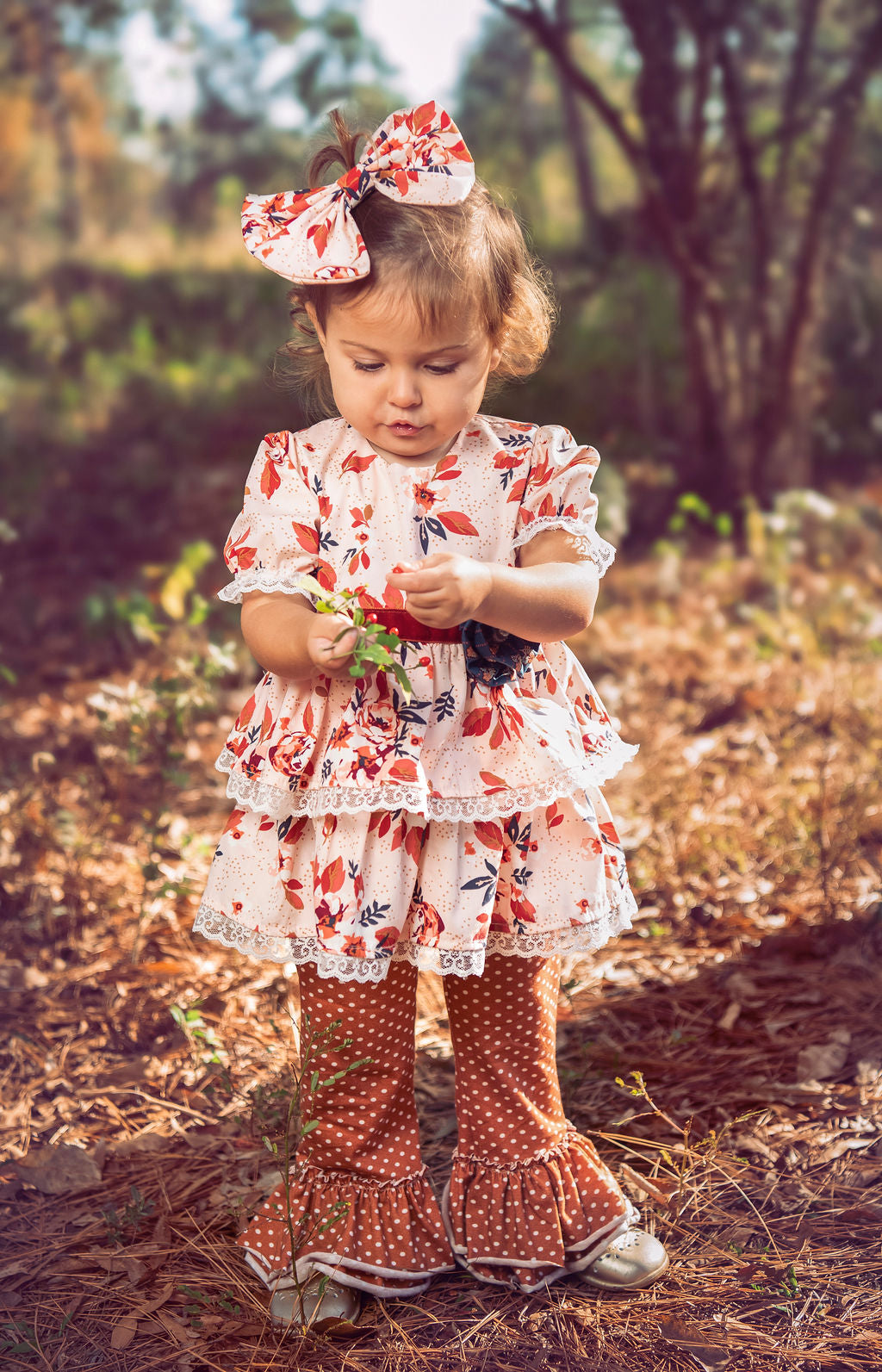 Autumn Love Swing Set featuring rustic colors and a luxurious velvet waist, perfect for fall decor.