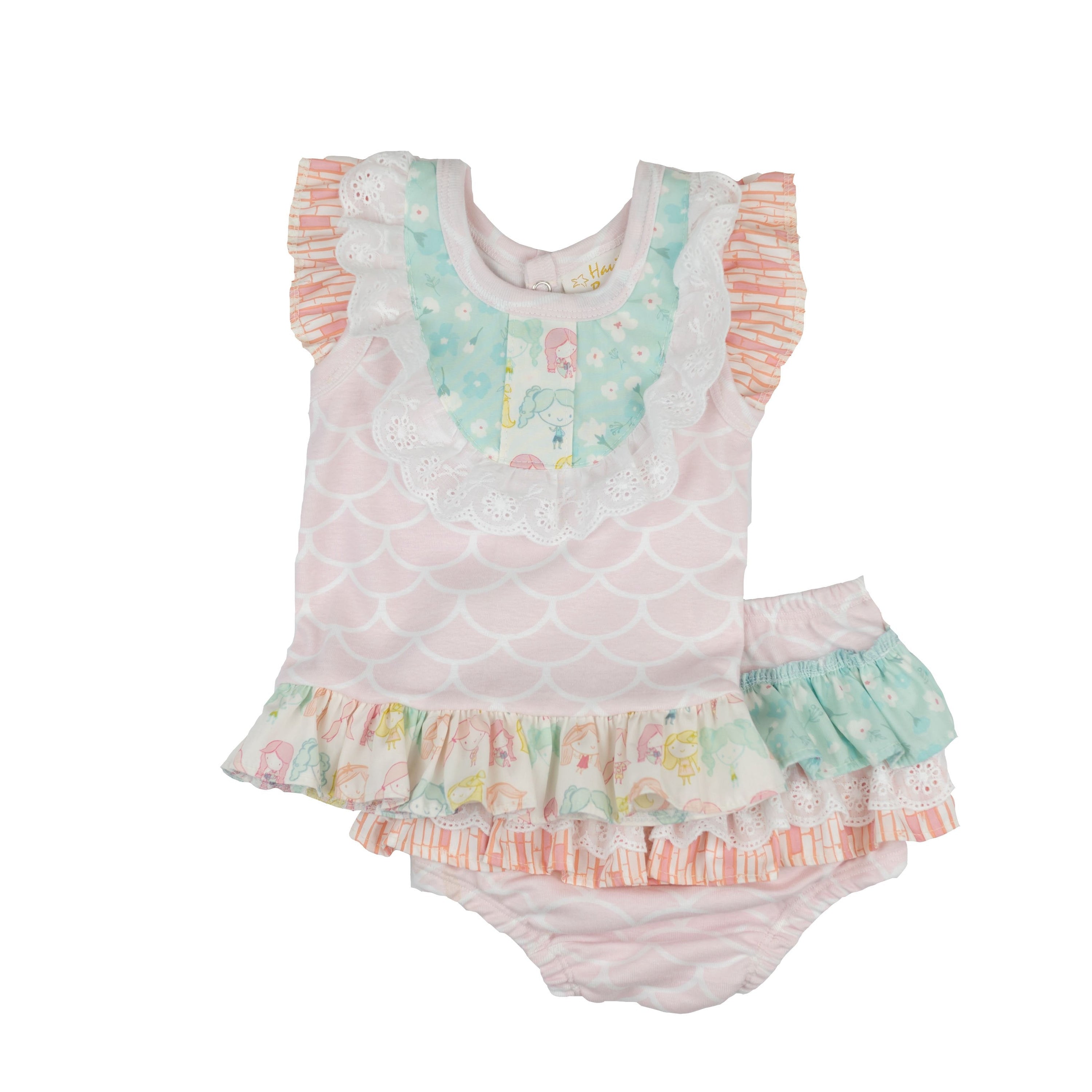 Daydream Diaper Set featuring soft fabric and cute designs for babies.