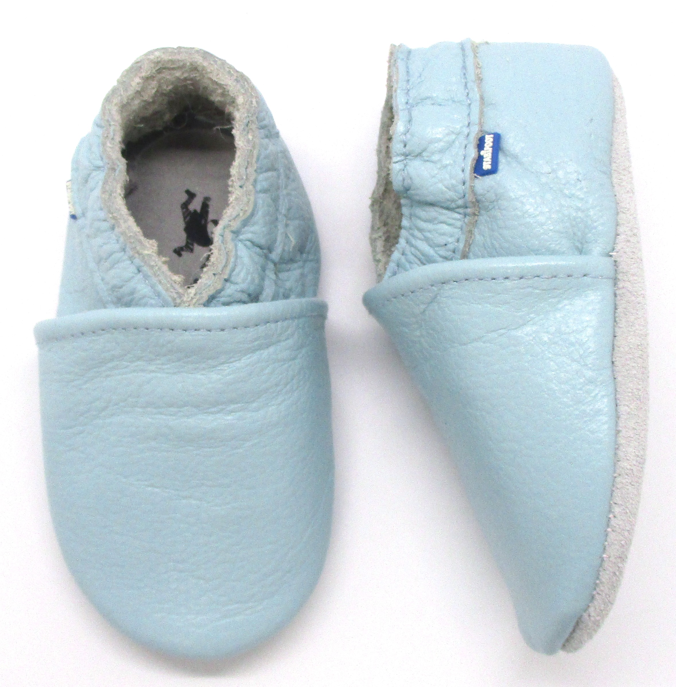 BABYSOFT 3000 Light Blue baby shoes featuring a lightweight design, breathable material, and anti-slip sole for optimal comfort and safety.