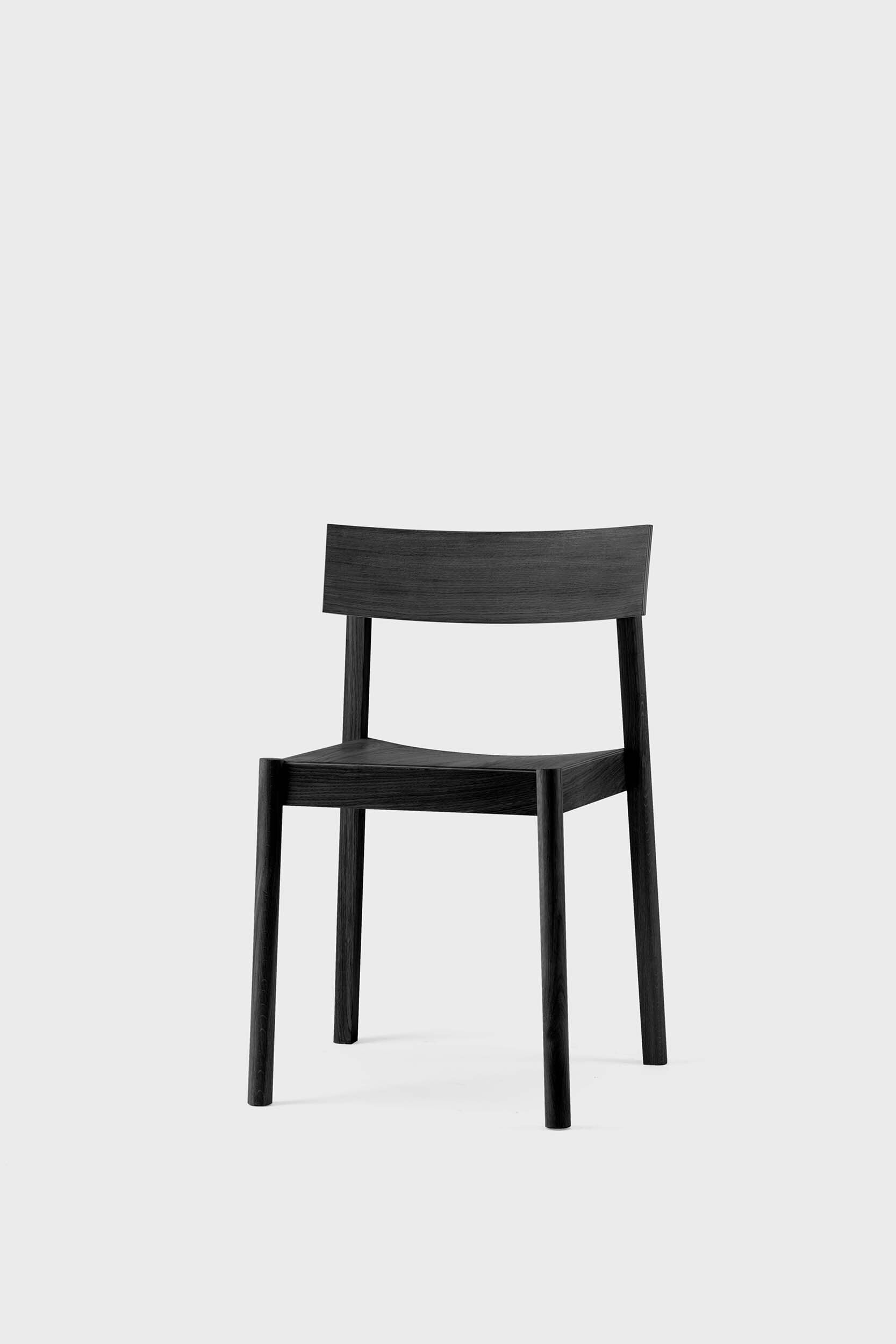 Citizen Dining Chair featuring a minimalist design with rounded legs and a square seat, crafted from sustainable solid oak and veneered plywood.