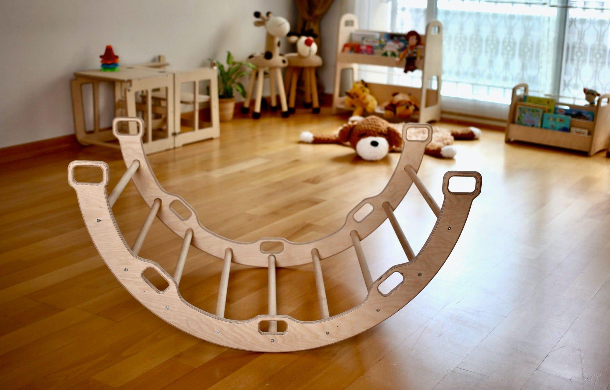 Montessori Arch with XL Forest Design Pillow, featuring a sturdy wooden arch and a large, soft pillow for safe play.