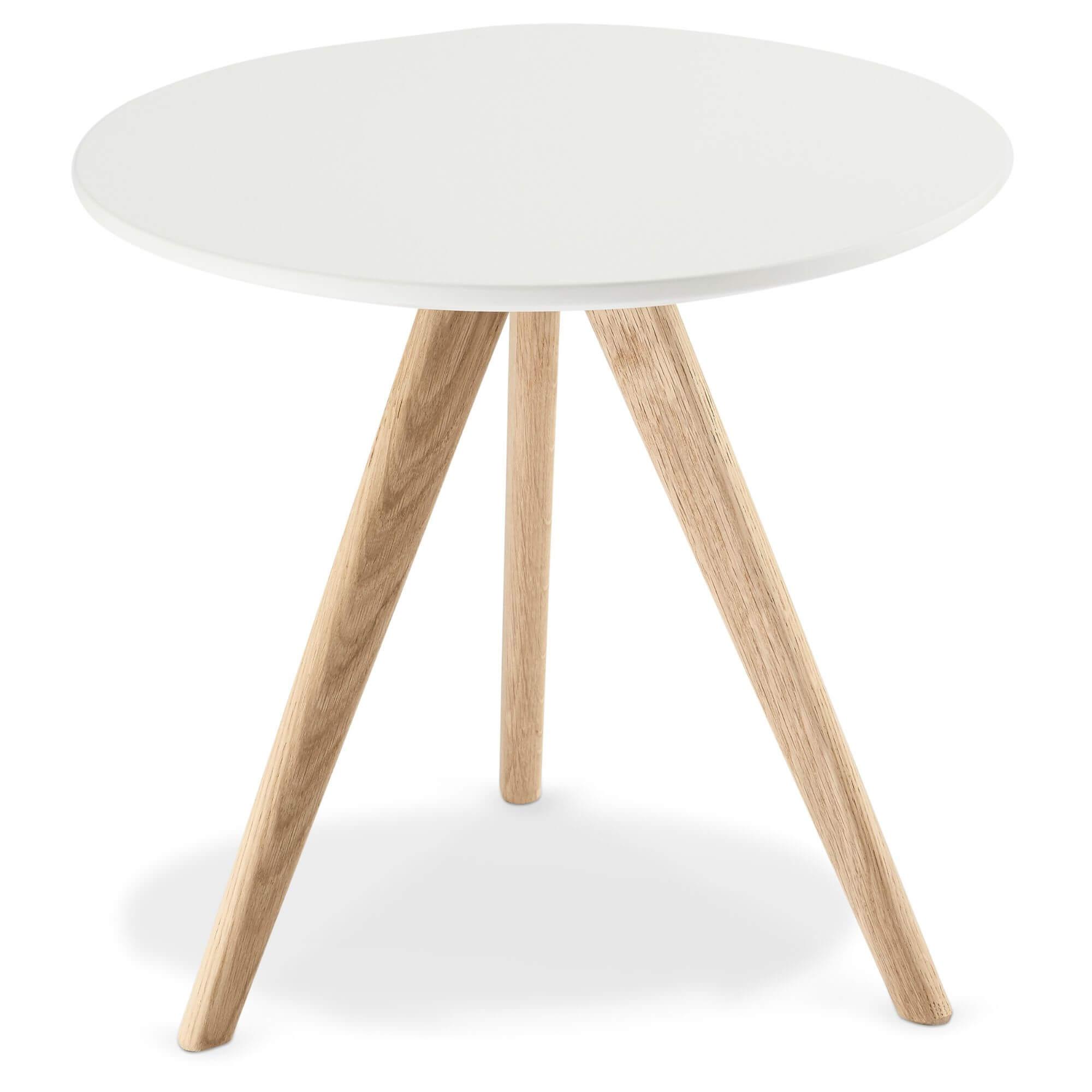 Round white and natural coffee table with lacquered oak legs, stylish and modern design.