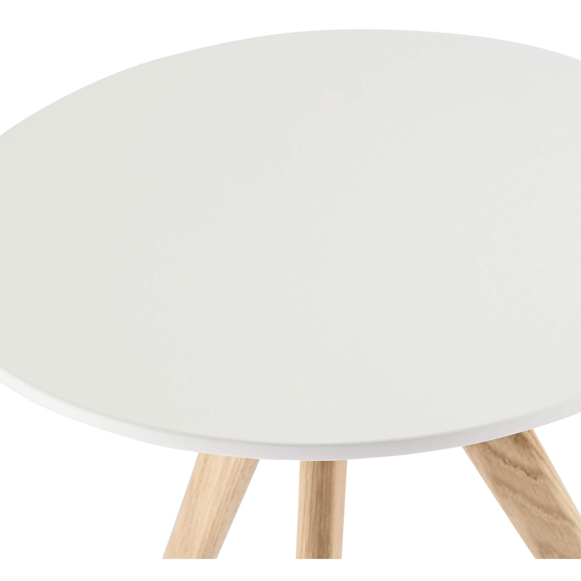 Round white and natural coffee table with lacquered oak legs, stylish and modern design.