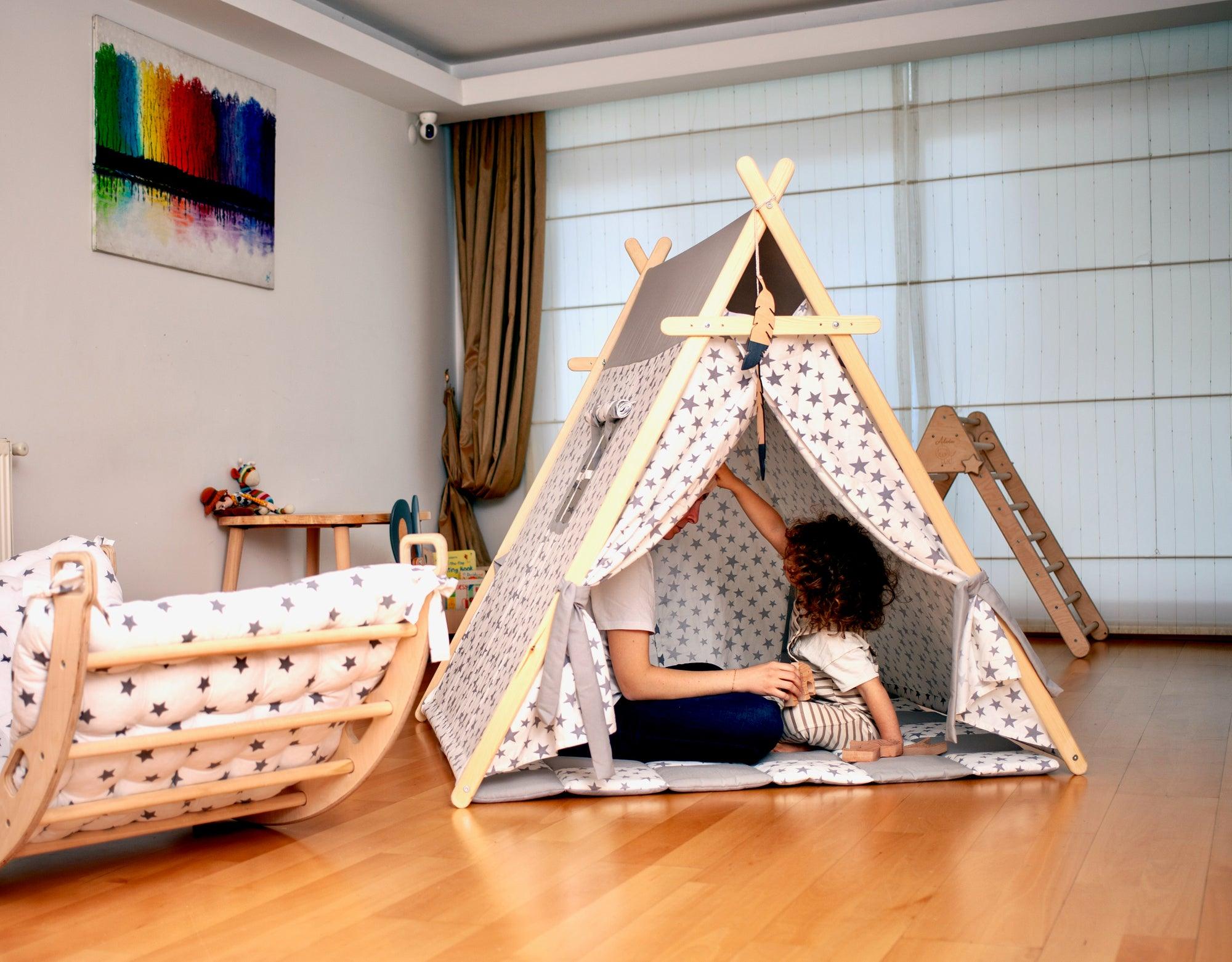 White Stars Play Tent with wooden poles and non-slip mat, featuring star lights for a cozy play area.